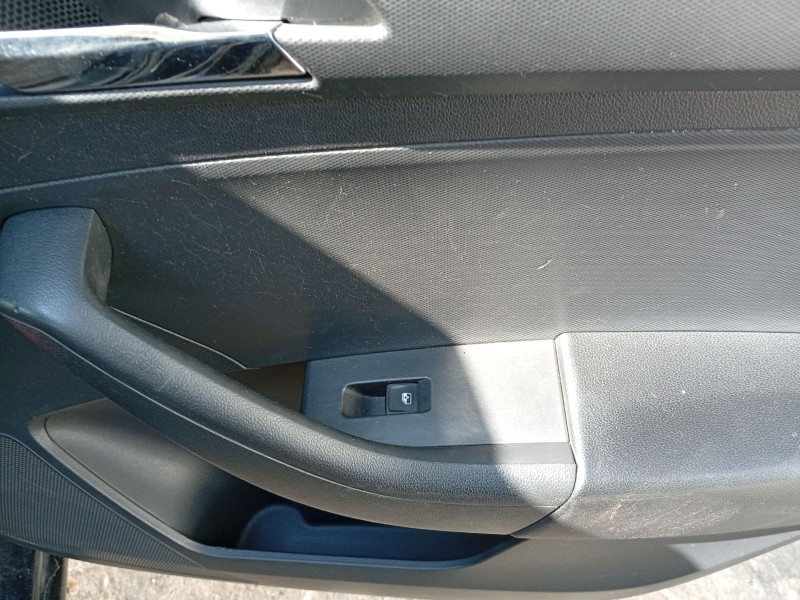 Recambio de mando elevalunas trasero derecho para seat toledo iv (kg3) 1.6 tdi referencia OEM IAM 6JA959855WHS  