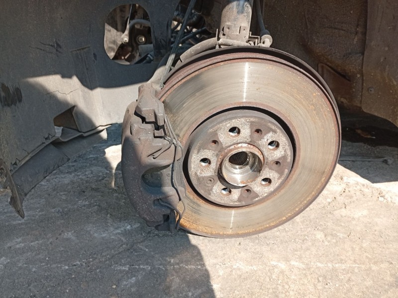 Recambio de pinza freno delantera izquierda para seat toledo iv (kg3) 1.6 tdi referencia OEM IAM   