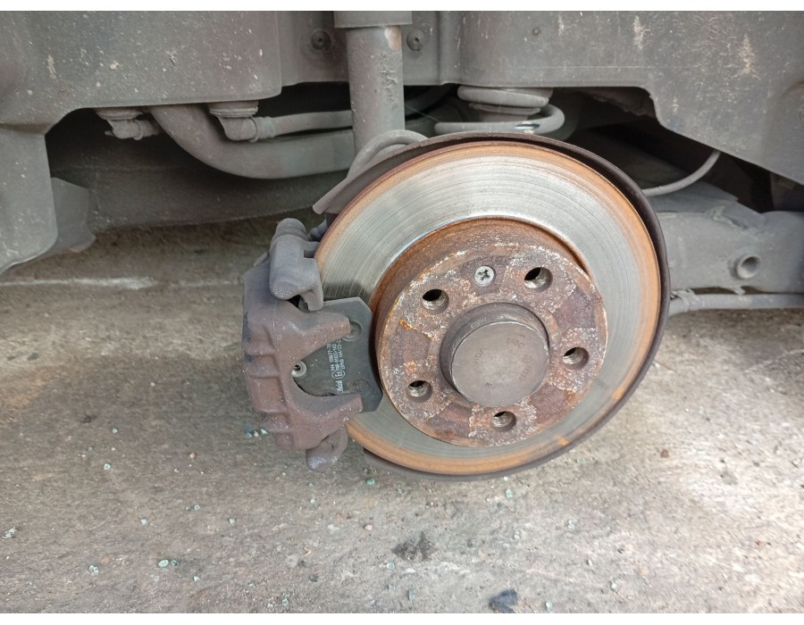 Recambio de pinza freno trasera derecha para seat toledo iv (kg3) 1.6 tdi referencia OEM IAM 8D0698671 / 6R0615424  
