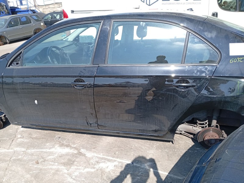 Recambio de puerta trasera izquierda para seat toledo iv (kg3) 1.6 tdi referencia OEM IAM 5JA833055B  