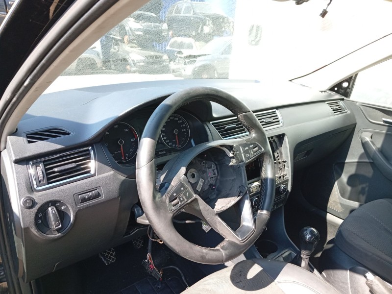 Recambio de salpicadero para seat toledo iv (kg3) 1.6 tdi referencia OEM IAM 6JB857009A9B9  