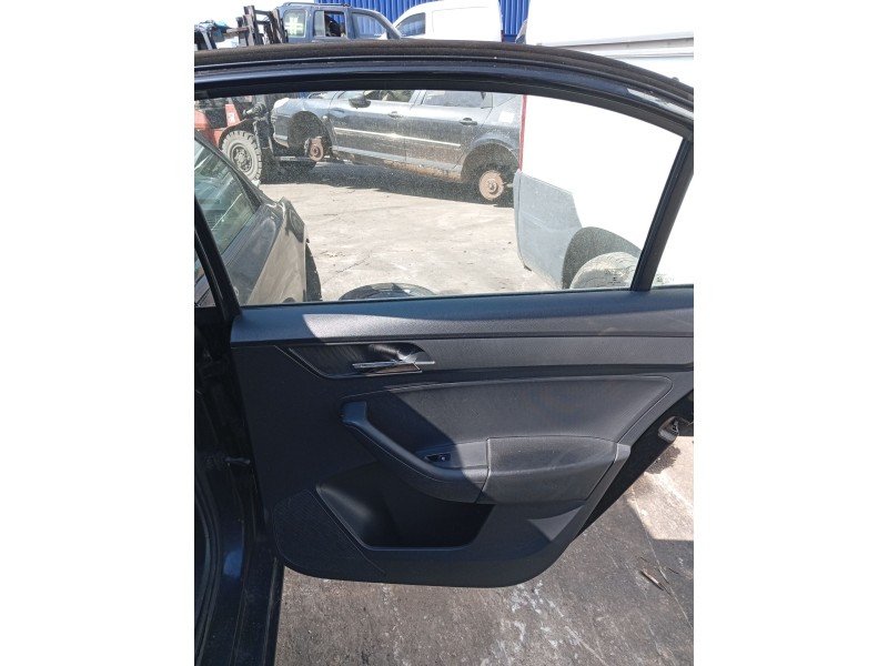 Recambio de elevalunas trasero derecho para seat toledo iv (kg3) 1.6 tdi referencia OEM IAM 5JA839462A  