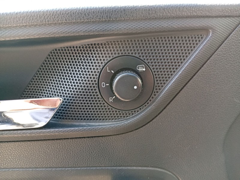 Recambio de mando retrovisor para seat toledo iv (kg3) 1.6 tdi referencia OEM IAM   
