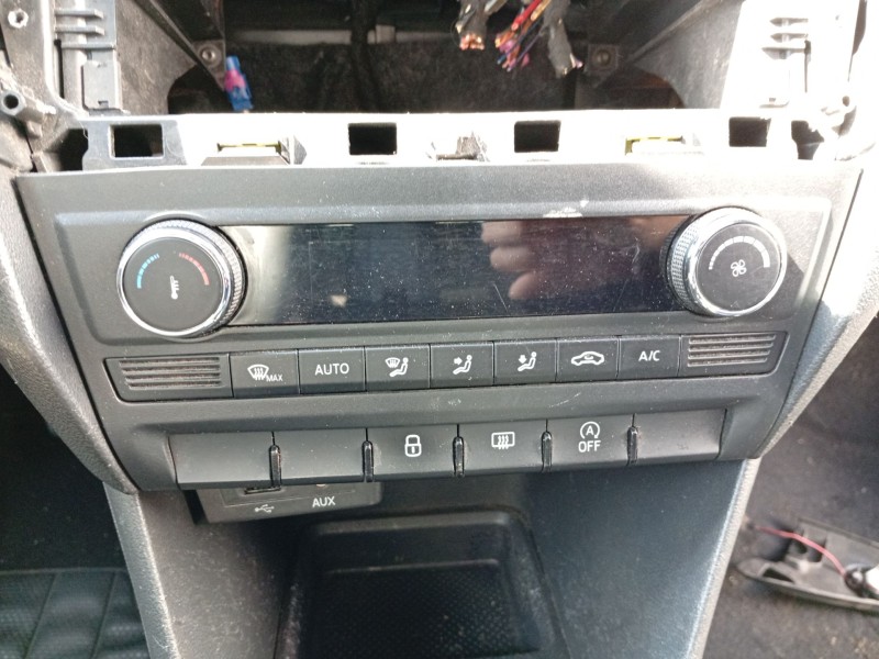 Recambio de mando climatizador para seat toledo iv (kg3) 1.6 tdi referencia OEM IAM   