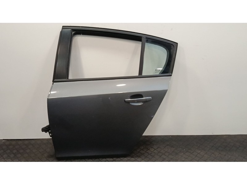 Recambio de puerta trasera izquierda para chevrolet cruze hatchback (j305) 1.7 d referencia OEM IAM 95476404  