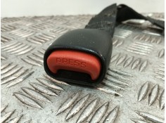 Recambio de anclaje cinturón trasero derecho 3 fila para chrysler voyager / grand voyager iii (gs_, ns_) 2.5 td referencia OEM I 2