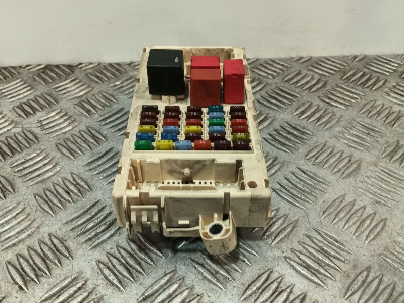 Recambio de caja reles / fusibles para fiat ducato furgon 250 referencia OEM IAM 1360733080  