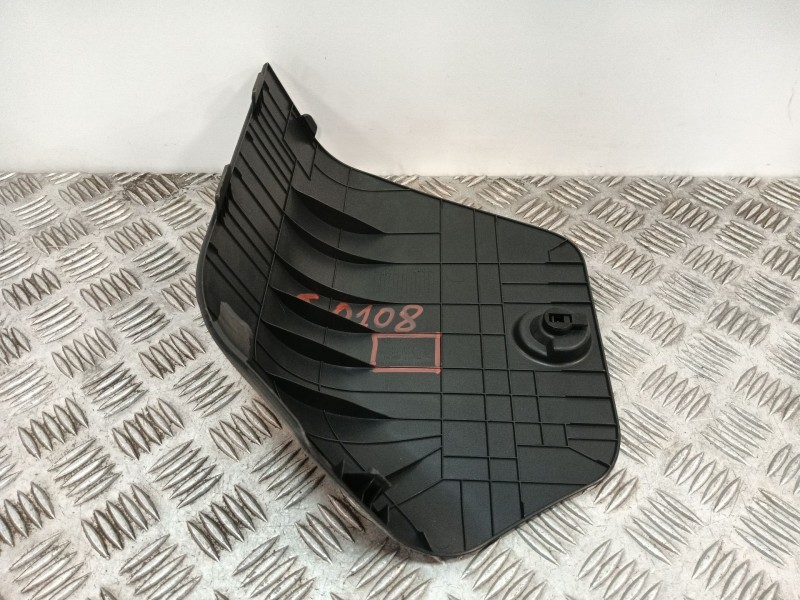 Recambio de moldura para kia xceed (cd) 1.6 gdi hybrid referencia OEM IAM 85742CR700  