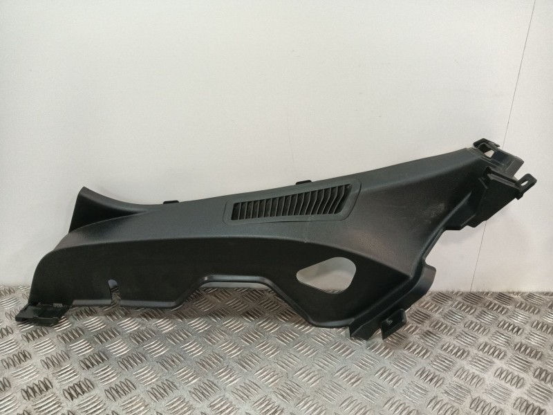 Recambio de moldura para kia xceed (cd) 1.6 gdi hybrid referencia OEM IAM 85890CR700  