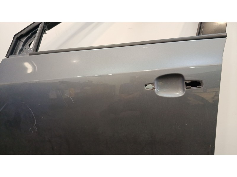 Recambio de puerta delantera izquierda para chevrolet cruze hatchback (j305) 1.7 d referencia OEM IAM 95987757  