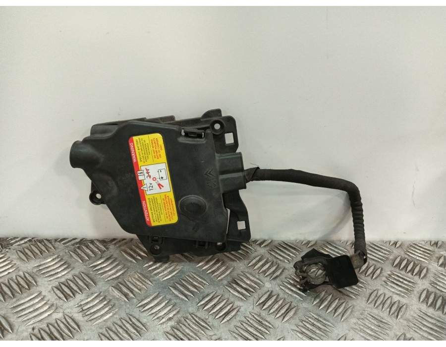 Recambio de caja reles / fusibles para citroën c3 i (fc_, fn_) 1.4 hdi referencia OEM IAM 9801147680  