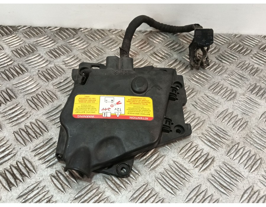 Recambio de caja reles / fusibles para citroën c3 i (fc_, fn_) 1.4 hdi referencia OEM IAM 9801147680  