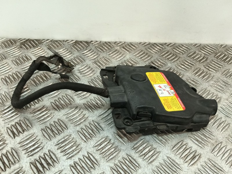 Recambio de caja reles / fusibles para citroën c3 i (fc_, fn_) 1.4 hdi referencia OEM IAM 9801147680  