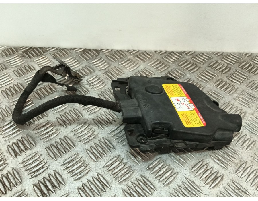 Recambio de caja reles / fusibles para citroën c3 i (fc_, fn_) 1.4 hdi referencia OEM IAM 9801147680  