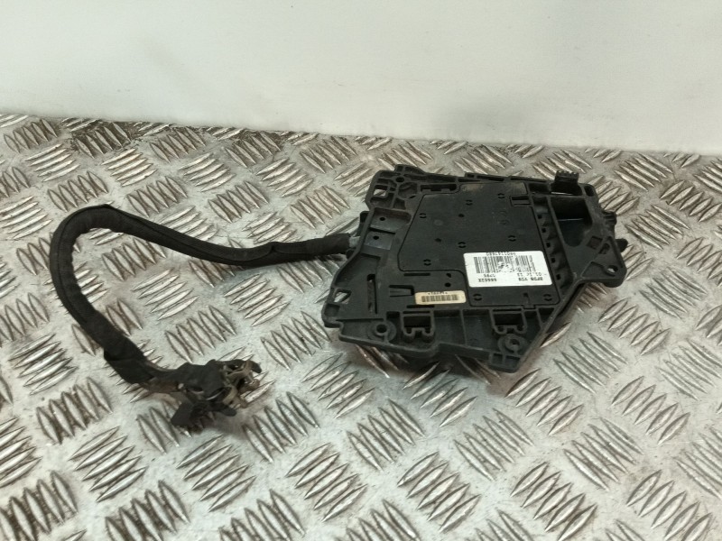 Recambio de caja reles / fusibles para citroën c3 i (fc_, fn_) 1.4 hdi referencia OEM IAM 9801147680  