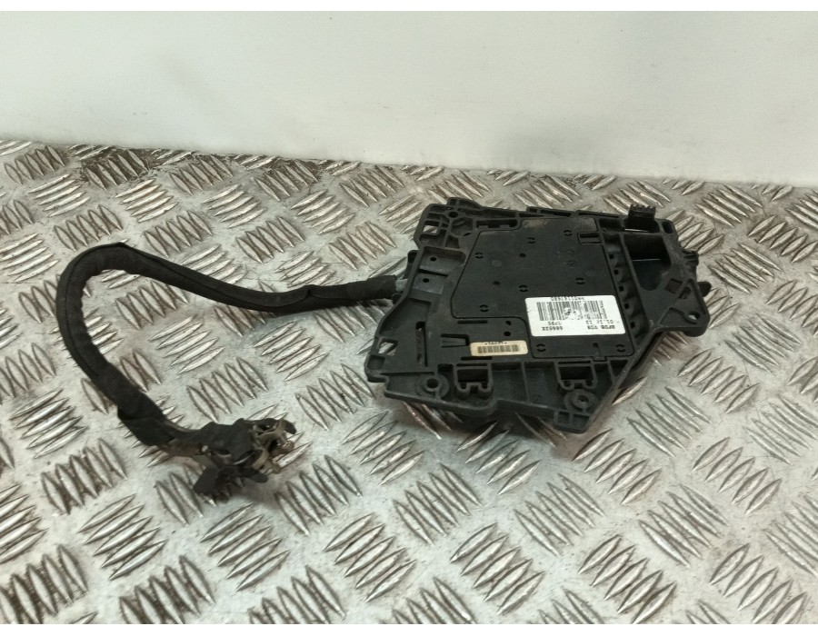 Recambio de caja reles / fusibles para citroën c3 i (fc_, fn_) 1.4 hdi referencia OEM IAM 9801147680  