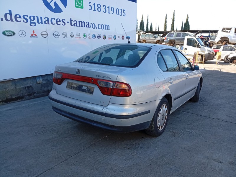 seat toledo ii (1m2) del año 1999
