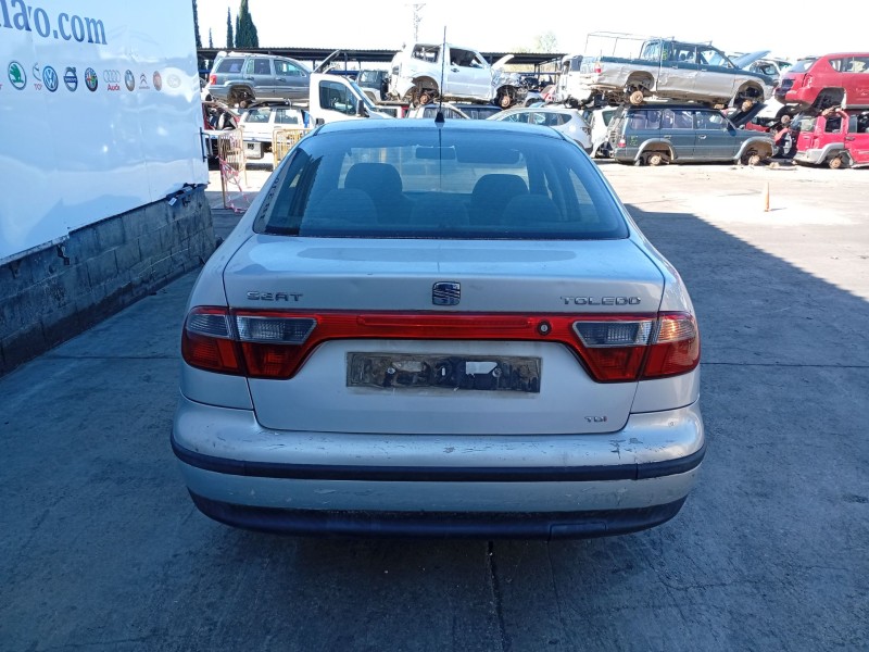 seat toledo ii (1m2) del año 1999