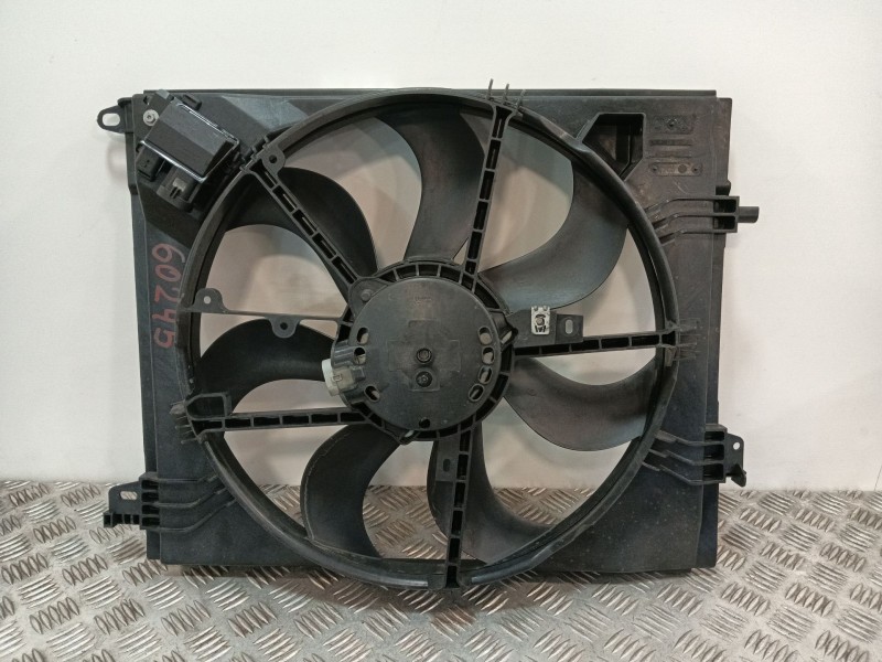Recambio de electroventilador para renault scénic iv (j9_) 1.5 dci 110 referencia OEM IAM 214819674R M167590 