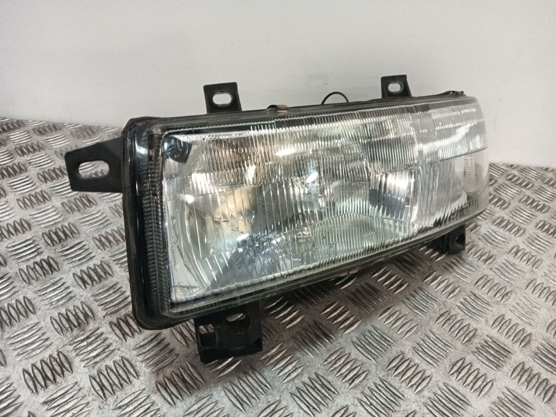 Recambio de faro izquierdo para nissan interstar furgoneta (x70) dci 115 referencia OEM IAM 38210748  