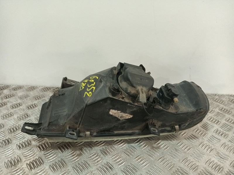 Recambio de faro izquierdo para nissan interstar furgoneta (x70) dci 115 referencia OEM IAM 38210748  