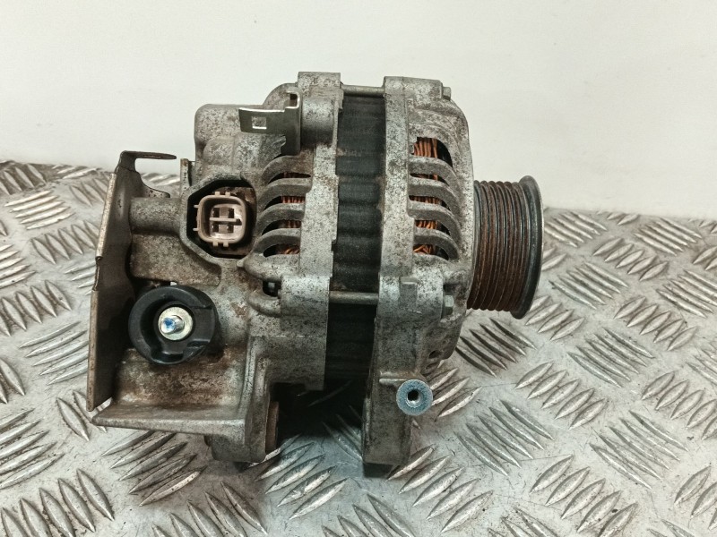 Recambio de alternador para honda civic viii hatchback (fn, fk) 1.8 (fn1, fk2) referencia OEM IAM A2TC1391ZE  