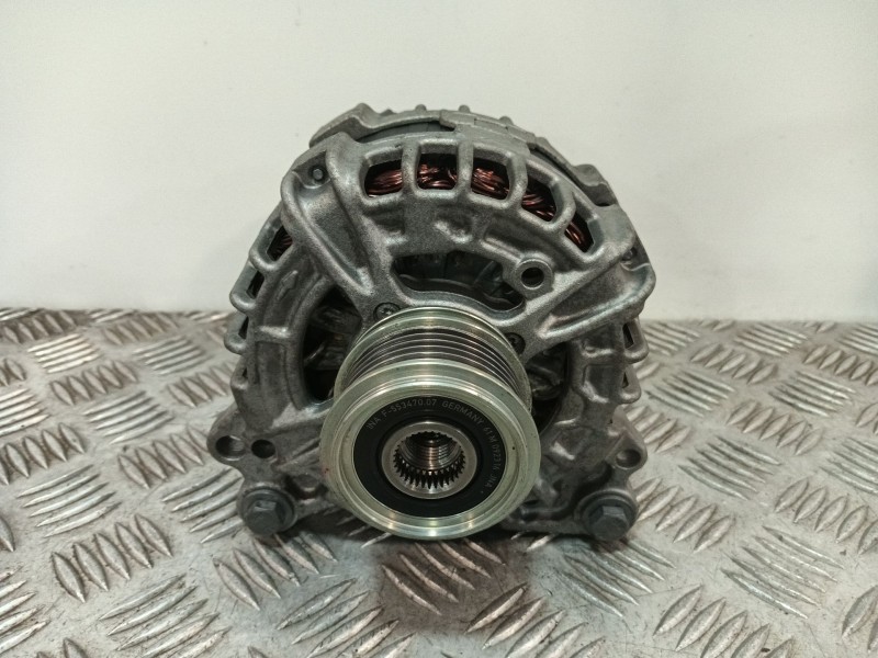 Recambio de alternador para seat ibiza iv (6j5, 6p1) 1.4 tdi referencia OEM IAM 04B903023B  
