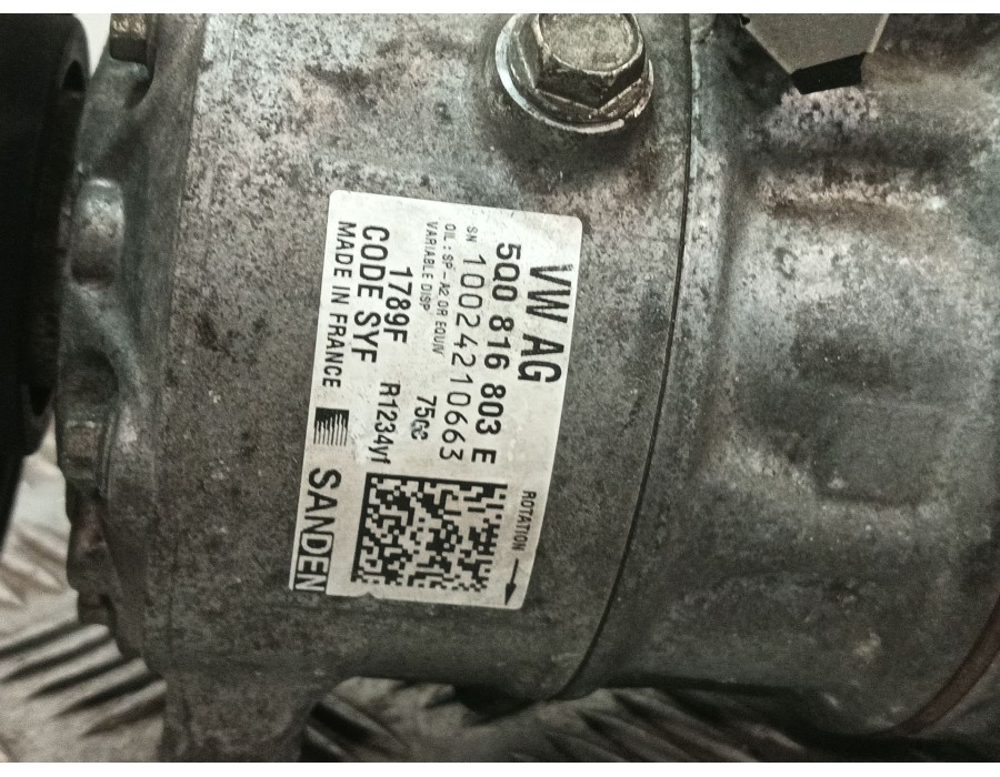 Recambio de compresor aire acondicionado para seat ibiza iv (6j5, 6p1) 1.4 tdi referencia OEM IAM 5Q0816803E  