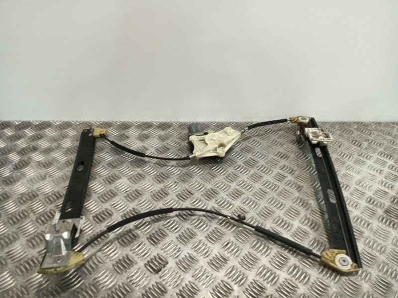 Recambio de elevalunas delantero izquierdo para seat leon (5f1) 1.4 tsi referencia OEM IAM 5Q0959801B  