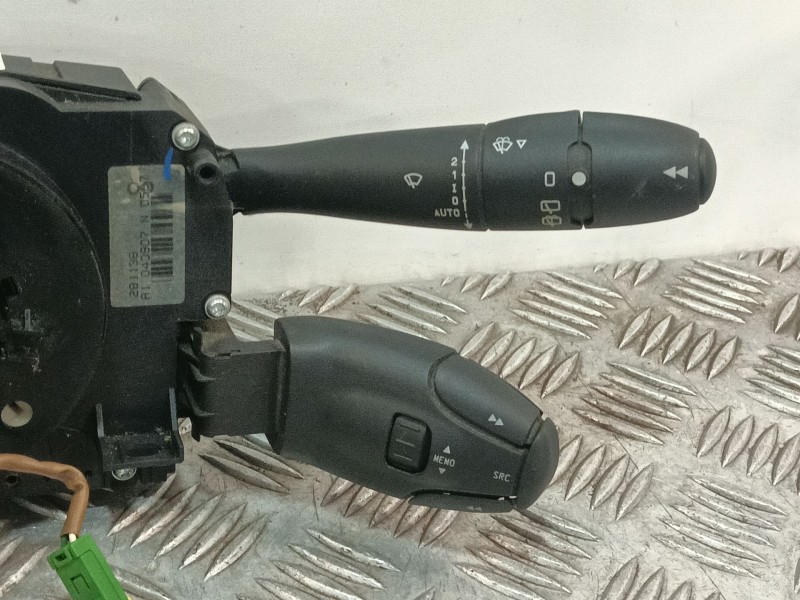 Recambio de mando multifuncion para peugeot 207/207+ (wa_, wc_) 1.6 16v vti referencia OEM IAM 96630718XT  