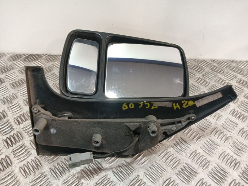Recambio de retrovisor izquierdo para nissan interstar furgoneta (x70) dci 115 referencia OEM IAM   