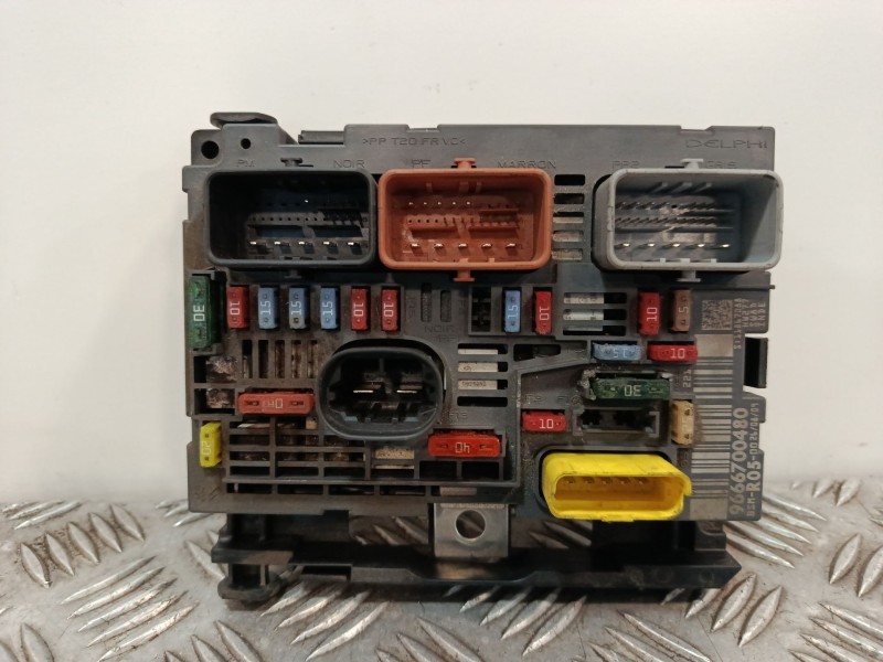 Recambio de caja reles / fusibles para peugeot partner monospace (5_, g_) 1.6 hdi 90 referencia OEM IAM 9666700480  