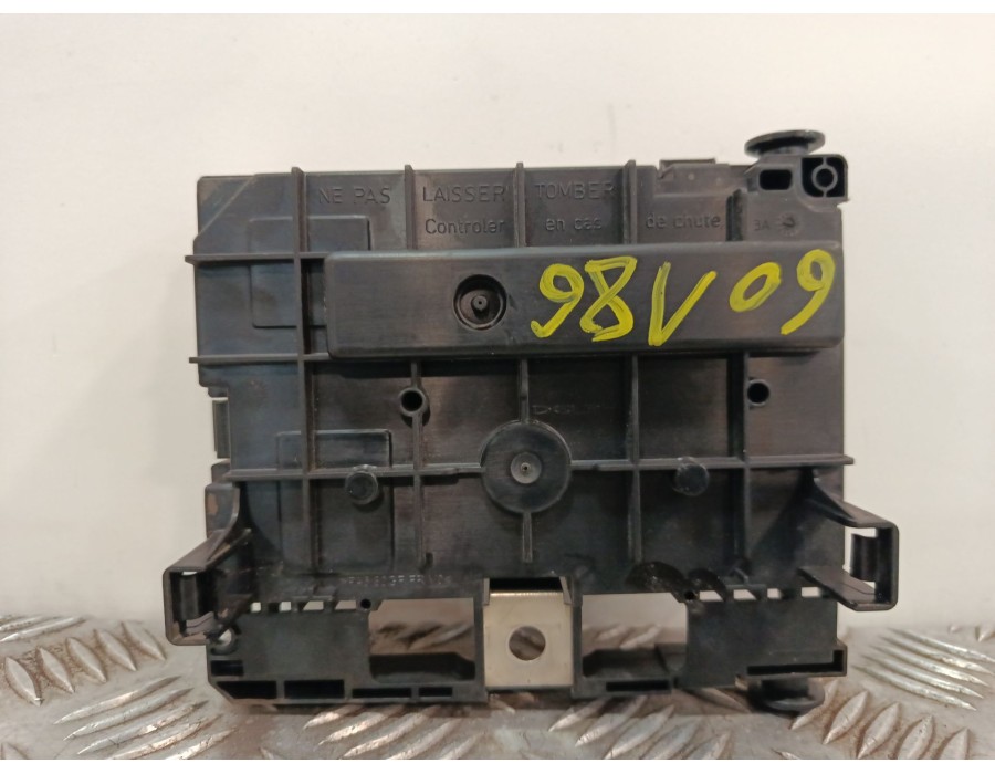 Recambio de caja reles / fusibles para peugeot partner monospace (5_, g_) 1.6 hdi 90 referencia OEM IAM 9666700480  