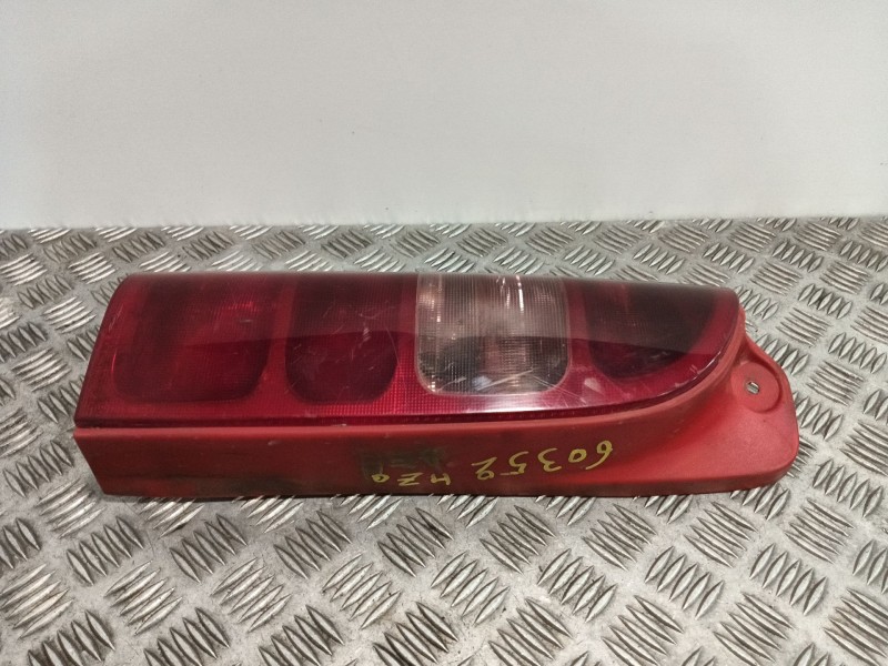 Recambio de piloto trasero izquierdo para nissan interstar furgoneta (x70) dci 115 referencia OEM IAM   