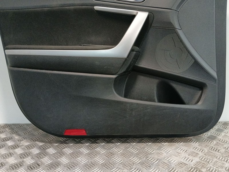 Recambio de guarnecido puerta delantera izquierda para kia ceed referencia OEM IAM 82370J7000WK  