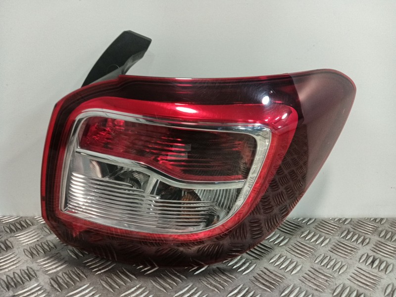 Recambio de piloto trasero derecho para dacia sandero ii (b8_) 1.5 dci referencia OEM IAM 265500465R 62421304 