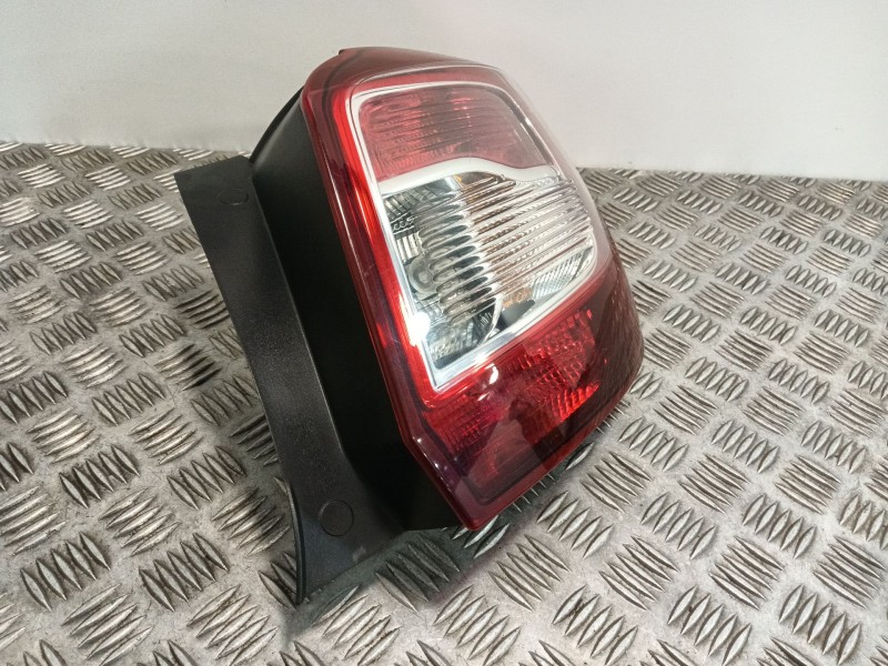 Recambio de piloto trasero derecho para dacia sandero ii (b8_) 1.5 dci referencia OEM IAM 265500465R 62421304 