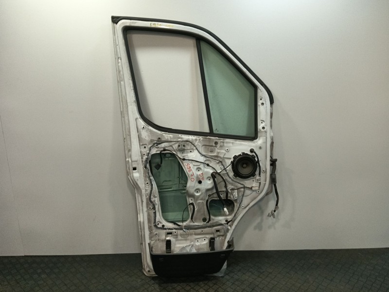Recambio de puerta delantera izquierda para hyundai h350 furgoneta 2.5 crdi referencia OEM IAM 7600359012  
