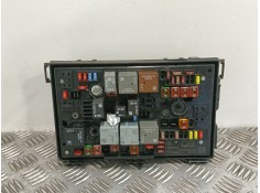 Recambio de caja reles / fusibles para opel astra j lim. 1.6 16v cat referencia OEM IAM C11000053 13302310 