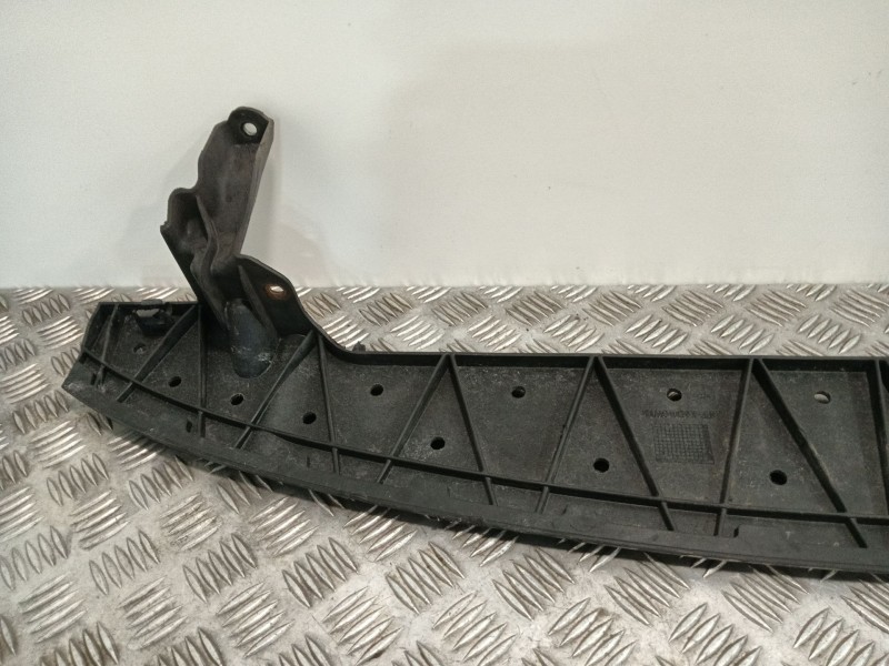Recambio de travesaño inferior para volkswagen golf v (1k1) 2.0 tdi referencia OEM IAM 1K0807093  
