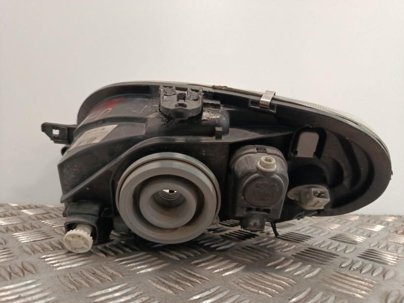 Recambio de faro derecho para citroën saxo (s0, s1) 1.4 vts referencia OEM IAM 9636331680 89003433 