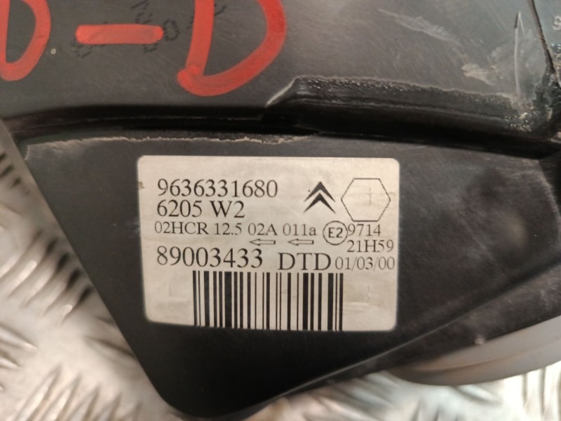 Recambio de faro derecho para citroën saxo (s0, s1) 1.4 vts referencia OEM IAM 9636331680 89003433 