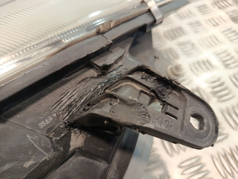 Recambio de faro derecho para citroën saxo (s0, s1) 1.4 vts referencia OEM IAM 9636331680 89003433 