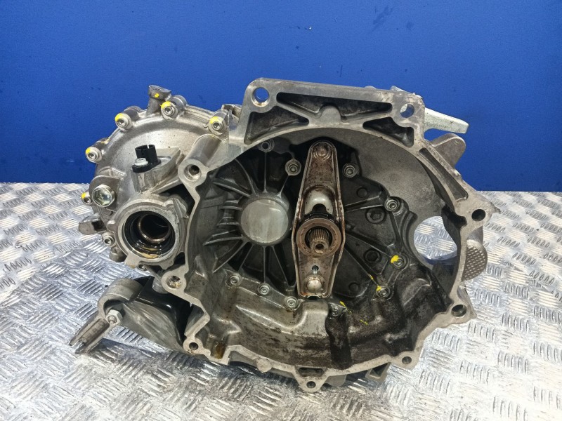 Recambio de caja cambios para skoda fabia iii (nj3) 1.0 tsi referencia OEM IAM QTS 0DQ301103 