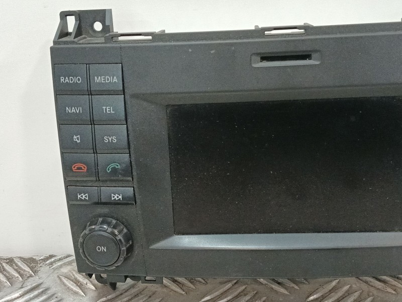 Recambio de sistema navegacion gps para volkswagen crafter caja cerrada 2.0 tdi referencia OEM IAM 9069008900 A9069020402 A90690