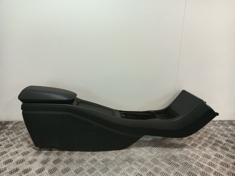 Recambio de consola central para volvo v40 hatchback (525) d3 referencia OEM IAM 01302307  