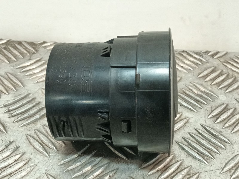 Recambio de aireador para mazda 3 lim. (bl) referencia OEM IAM BBM4GM73  
