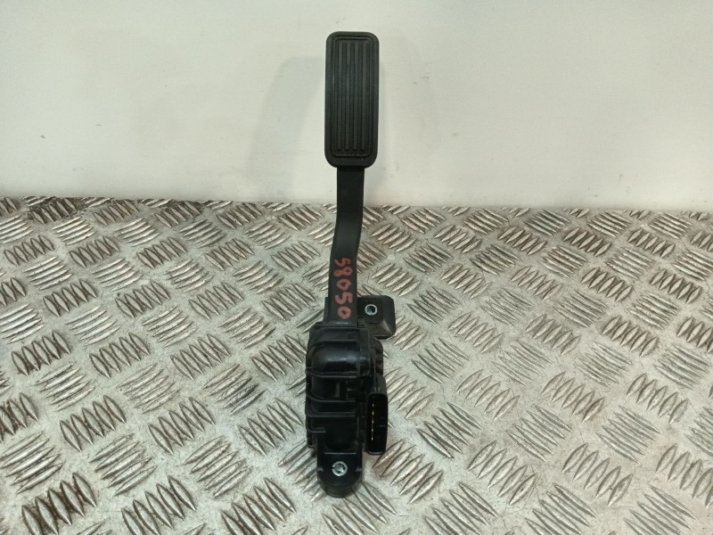 Recambio de potenciometro acelerador para mazda 3 lim. (bl) referencia OEM IAM CC3041600  