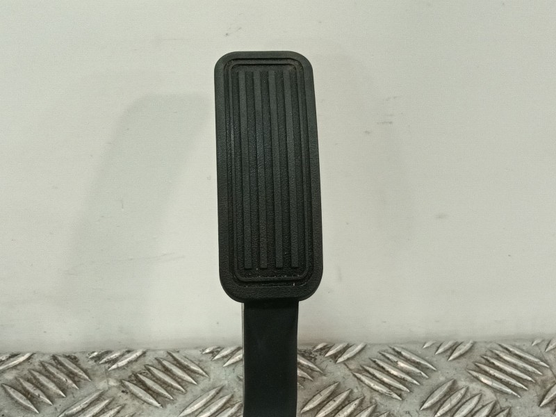 Recambio de potenciometro acelerador para mazda 3 lim. (bl) referencia OEM IAM CC3041600  
