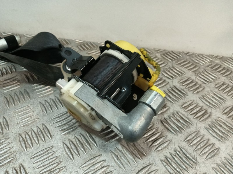 Recambio de cinturon seguridad delantero izquierdo para mazda 3 lim. (bl) referencia OEM IAM T89404T  